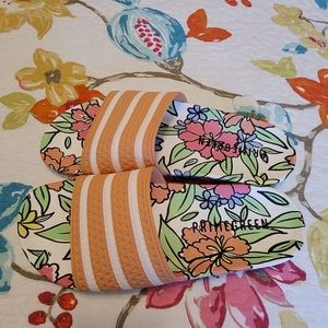 Womens brand new slides in size 8